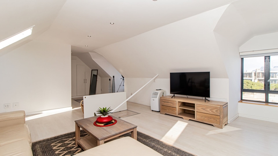 4 Bedroom Property for Sale in Beachfront Western Cape